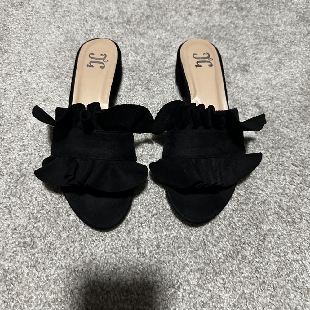 Elegant Black Ruffle Slide Sandals